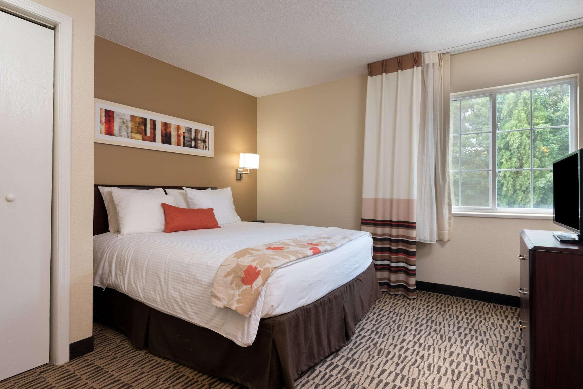 Mainstay Suites Hartford Meriden Exterior photo