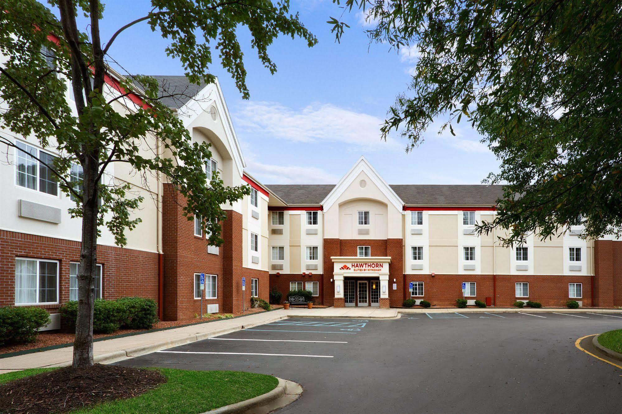 Mainstay Suites Hartford Meriden Exterior photo